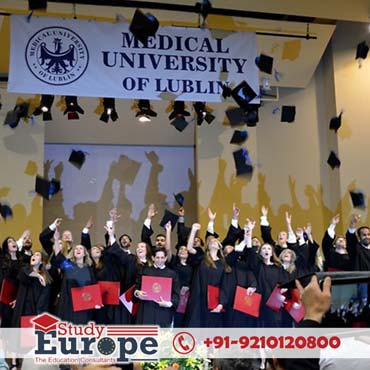 Medical University of Lublin Passing Ceremony